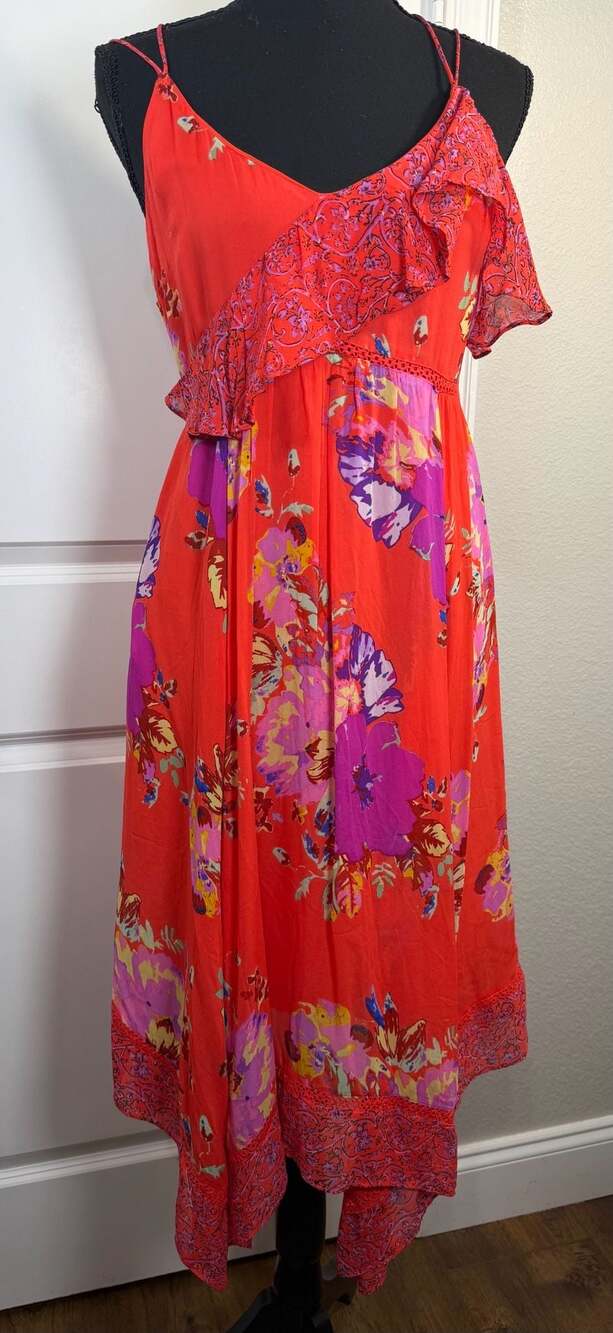 Maeve Anthropologie Red Floral Ruffled Handkerchief Hem Dress Size 0